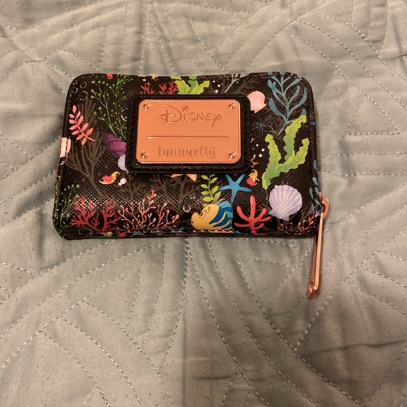 Loungefly Under the Sea Flounder and Sebastian mini backpack, and card holder - Picture 9 of 11